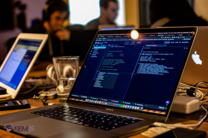 fran-innocenti-HRfvMO9I69U-unsplash.jpg 5 Jahre primeXchange - Gemeinsam in eine digitale Zukunft